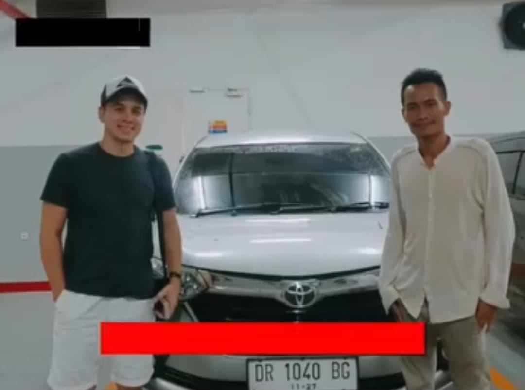 Sewa Mobil Artis Indonesia